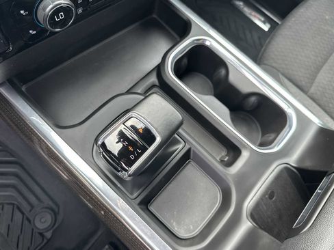 Used 2025 Chevrolet Silverado 1500 LT AWD/4WD image 22