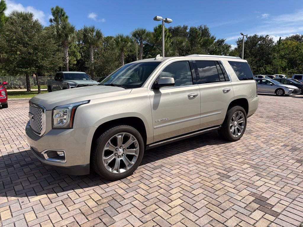 Used 2017 GMC Yukon Denali w/ Open Road Package RWD image 4