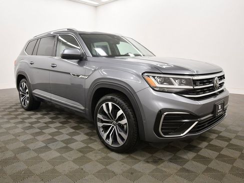 Used 2023 Volkswagen Atlas SEL Premium image 9