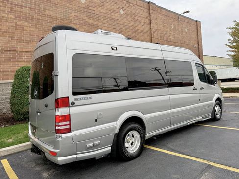 Used 2012 Mercedes-Benz Sprinter 3500 image 15