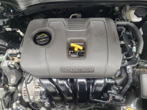 Used 2024 Kia Forte LXS w/ LXS Technology Package image 30