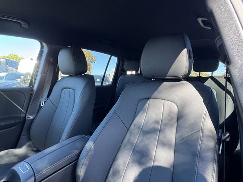 New 2025 Mercedes-Benz EQB 300 4MATIC image 19