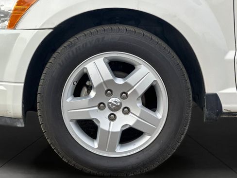 Used 2009 Dodge Caliber SXT image 27