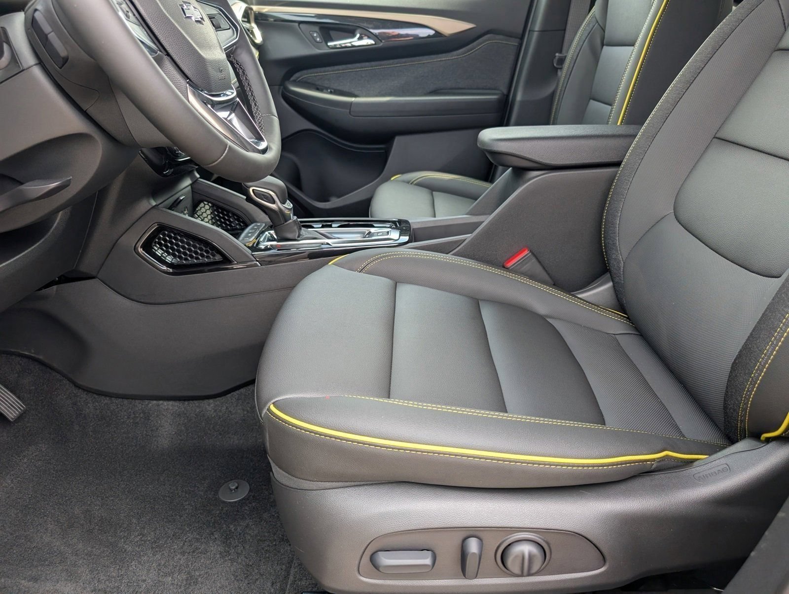 New 2026 Chevrolet TrailBlazer ACTIV w/ Convenience Package FWD image 7