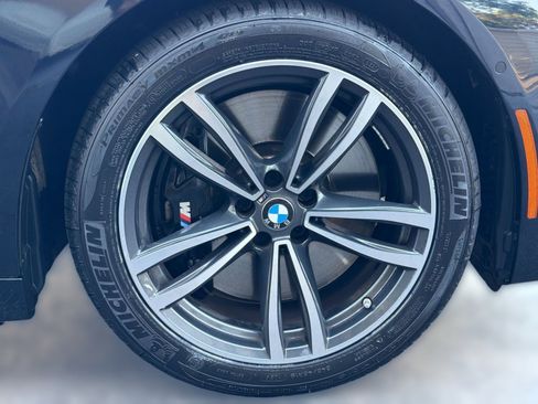 Used 2022 BMW 740i xDrive w/ M Sport Package AWD/4WD image 13