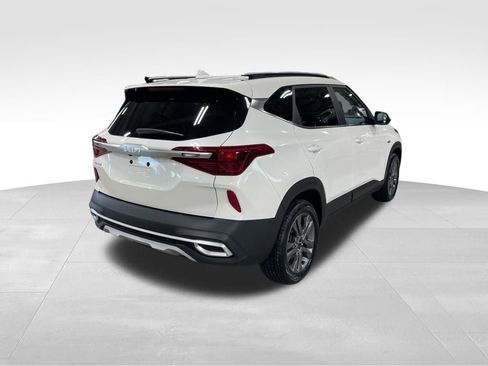 Certified 2023 Kia Seltos S w/ Navigation Package image 28