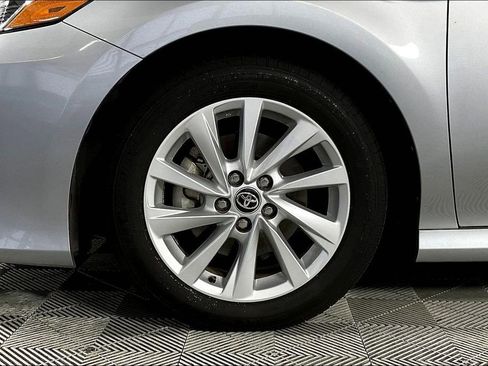 Used 2024 Toyota Camry LE image 8