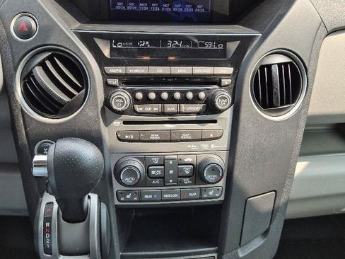 Used 2013 Honda Pilot Touring image 23
