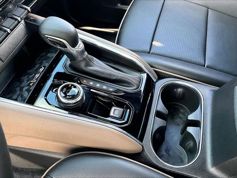 Certified 2023 GMC Canyon Denali w/ Denali Black Edition image 16