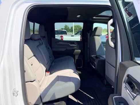 Certified 2024 Chevrolet Silverado 1500 LTZ w/ LTZ Premium Package AWD/4WD image 9