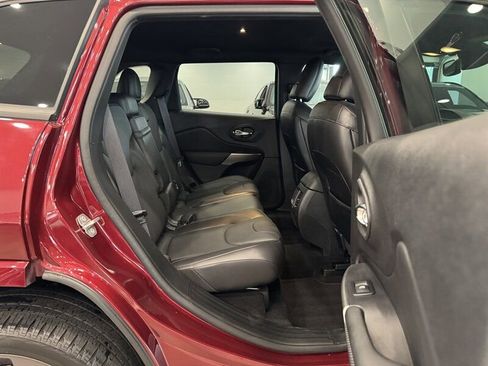 Used 2019 Jeep Cherokee High Altitude image 10
