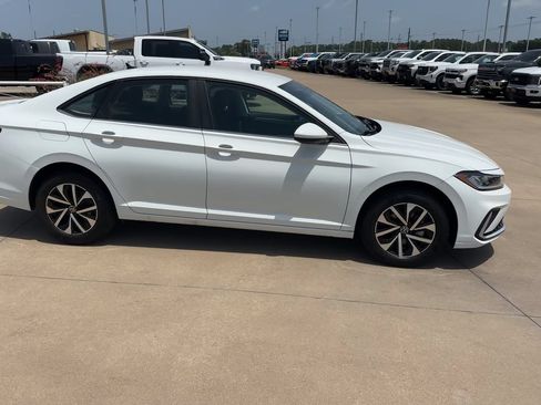Used 2025 Volkswagen Jetta S FWD image 2
