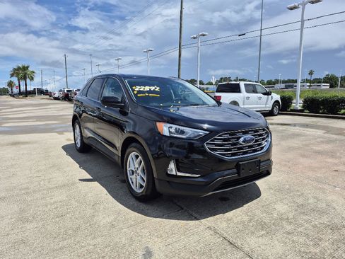 Certified 2022 Ford Edge SEL w/ Convenience Package AWD/4WD image 17