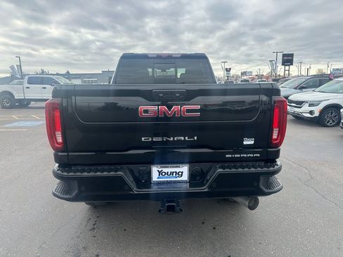 Used 2022 GMC Sierra 2500 Denali w/ Denali Black Diamond Edition image 5