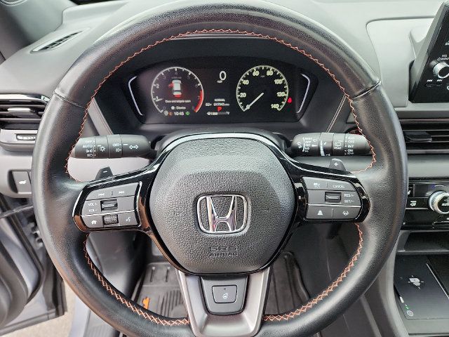 Used 2025 Honda Pilot TrailSport image 20