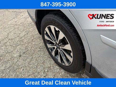 Used 2017 Subaru Outback 2.5i Limited image 11