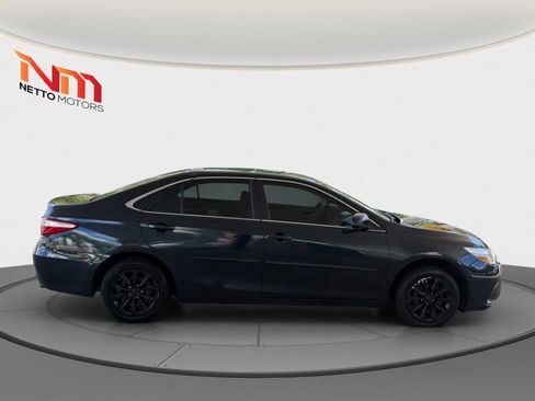 Used 2015 Toyota Camry LE FWD image 6