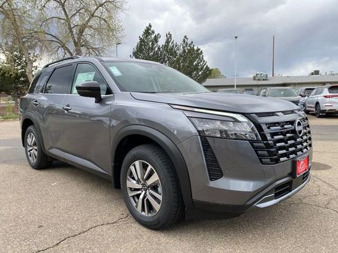 New 2026 Nissan Pathfinder SL image 7