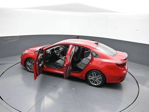 Certified 2024 Kia Forte GT-Line w/ GT-Line Premium Package FWD image 42