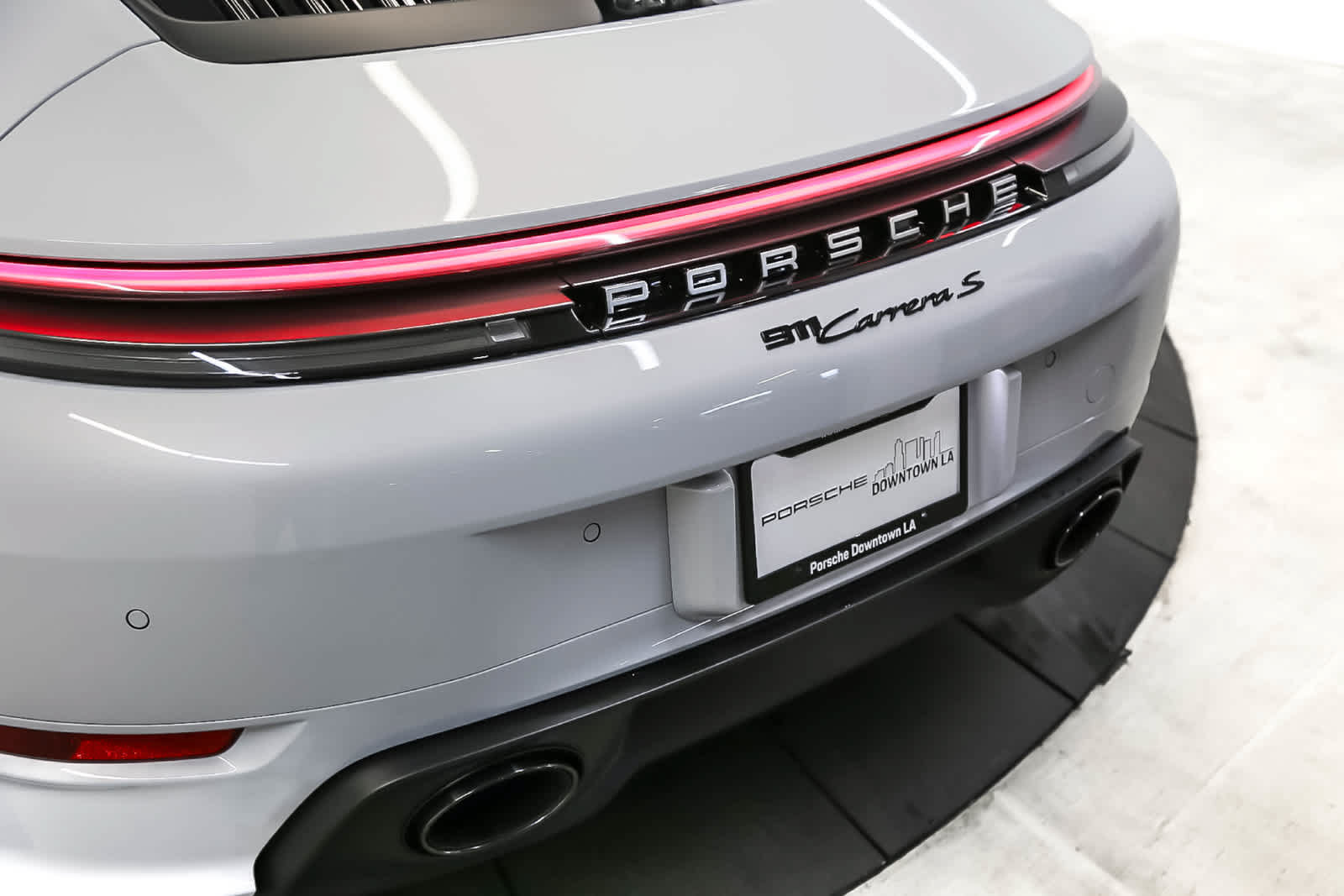 Used 2026 Porsche 911 Carrera S RWD image 12