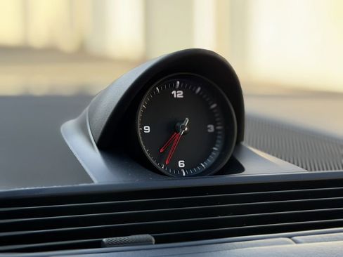 Used 2018 Porsche Panamera 4S AWD/4WD image 35