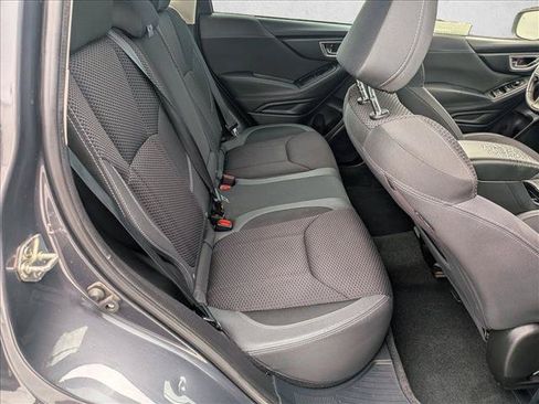 Used 2022 Subaru Forester Premium AWD/4WD image 18