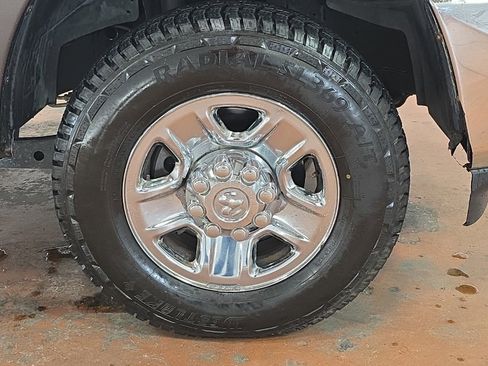 Used 2019 RAM 2500 Tradesman image 10