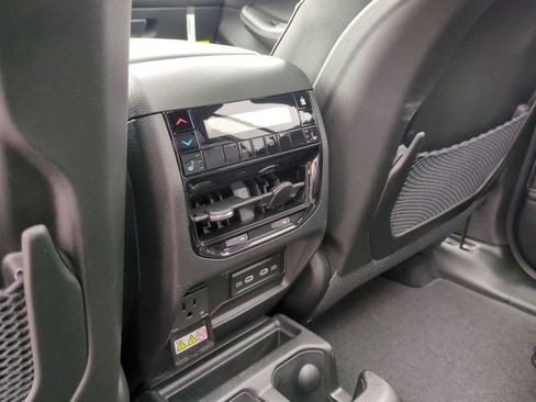 New 2026 Jeep Grand Cherokee L Limited image 27