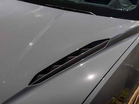 Used 2023 Lamborghini Urus Performante AWD/4WD image 37