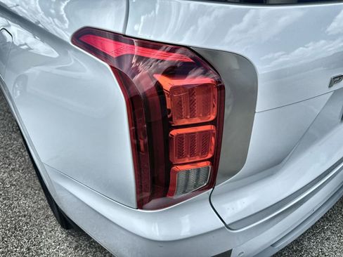 Used 2021 Hyundai Palisade Limited w/ Cargo Package image 10