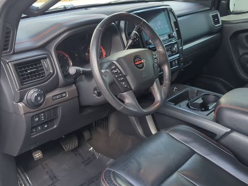 Used 2020 Nissan Titan PRO-4X w/ Pro-4x Convenience Package image 10