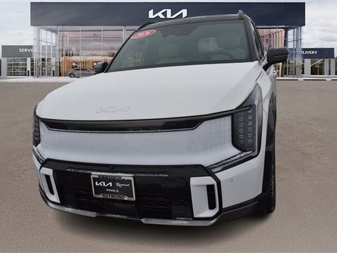 New 2026 Kia EV9 GT-Line image 8