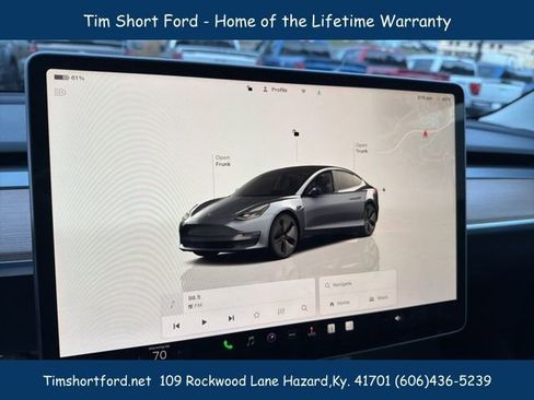 Used 2023 Tesla Model 3 Standard Range image 10