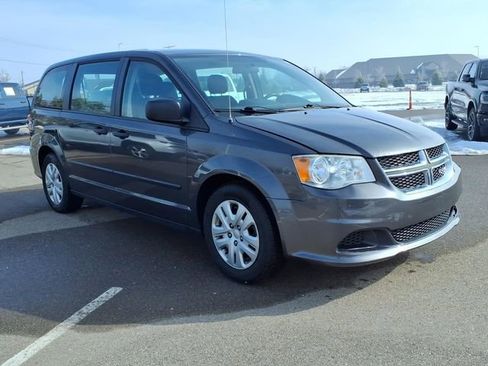 Used 2016 Dodge Grand Caravan American Value Package image 2
