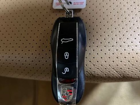 Used 2011 Porsche Panamera S RWD image 25