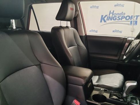 Used 2022 Toyota 4Runner TRD Off-Road Premium image 23