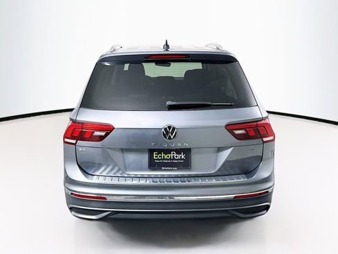 Used 2023 Volkswagen Tiguan SE FWD image 7