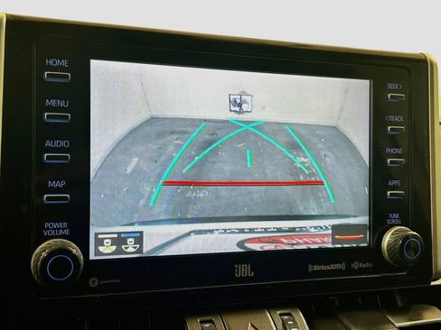 Used 2020 Toyota RAV4 XLE Premium FWD image 12