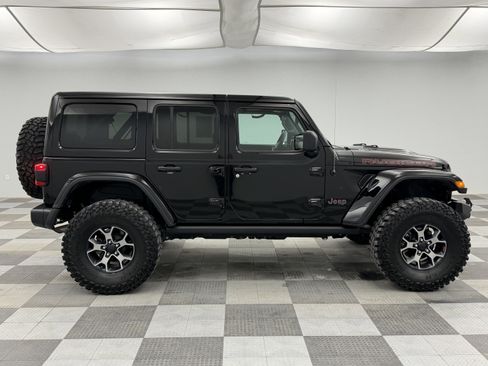 Used 2018 Jeep Wrangler Unlimited Rubicon w/ Safety Group AWD/4WD image 11