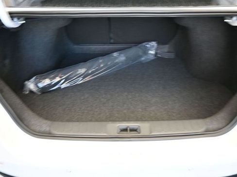 Used 2025 Nissan Sentra SR image 25