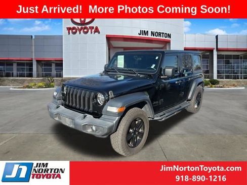 Used 2020 Jeep Wrangler Unlimited Sport AWD/4WD image 3
