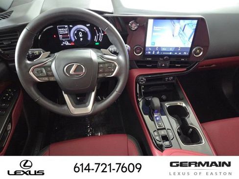 Certified 2025 Lexus NX 350 AWD image 18
