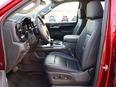 Used 2023 Chevrolet Silverado 1500 LTZ w/ LTZ Premium Package image 16