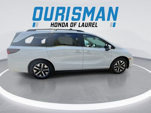 New 2026 Honda Odyssey EX-L image 9