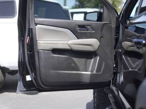 Used 2024 Chevrolet Colorado ZR2 w/ ZR2 Bison Edition AWD/4WD image 29