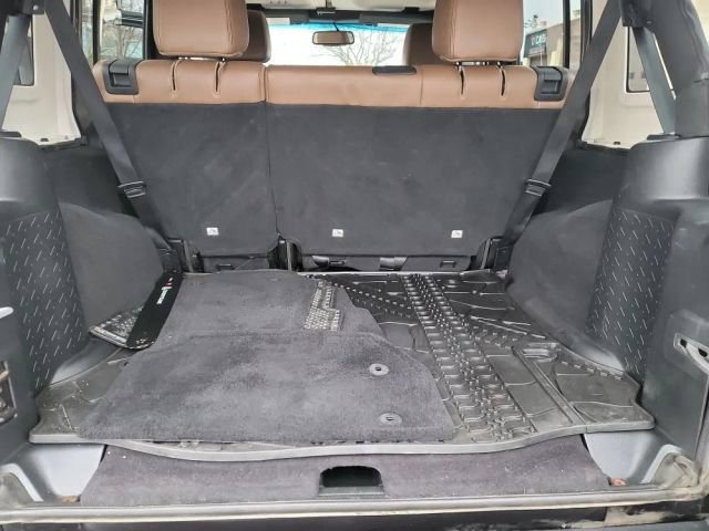 Used 2017 Jeep Wrangler Unlimited Rubicon w/ Connectivity Group AWD/4WD image 25