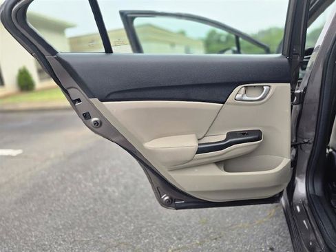 Used 2015 Honda Civic LX image 28