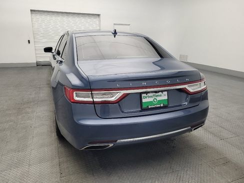 Used 2019 Lincoln Continental Select image 6
