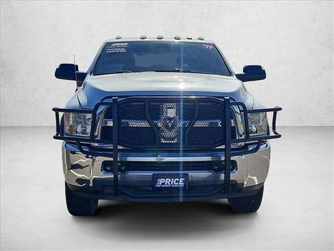 Used 2017 RAM 2500 Tradesman w/ Chrome Appearance Group image 2