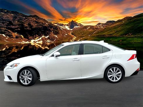 Used 2015 Lexus IS 250 image 3
